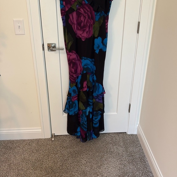 Petal & Pup Black Floral Maxi Dress - Picture 4 of 12